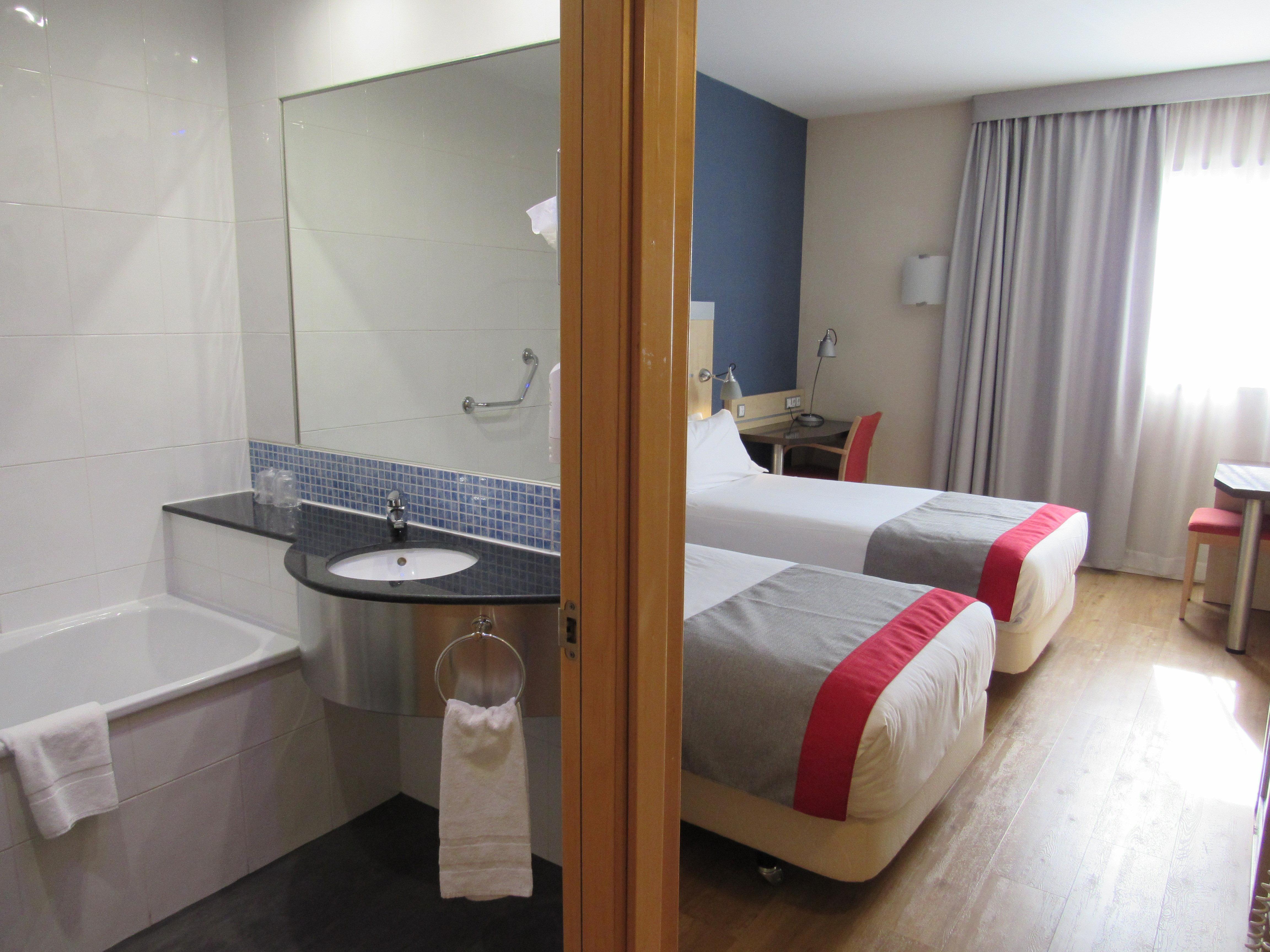 Hotel Holiday Inn Express Madrid-Rivas By Ihg Dış mekan fotoğraf