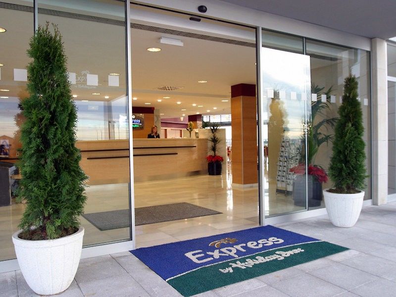 Hotel Holiday Inn Express Madrid-Rivas By Ihg Dış mekan fotoğraf
